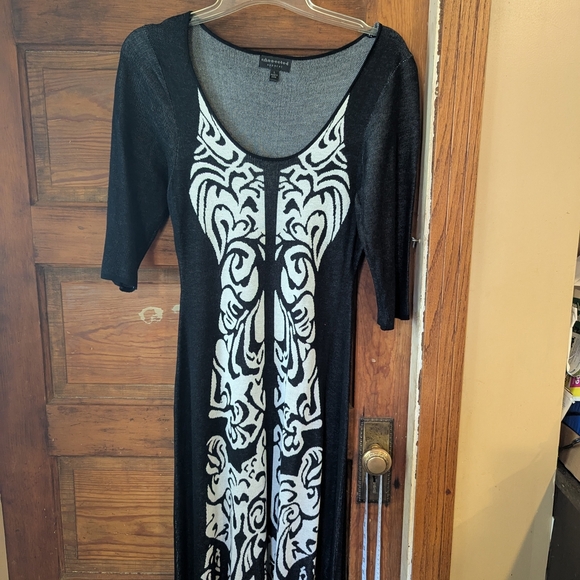 Connected Apparel Black and White Sheath Dress with 3/4 Sleeves - Picture 1 of 9